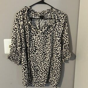 Who What Wear Monochrome Patterned Short Ruffled Sleeve Blouse Sz XXL